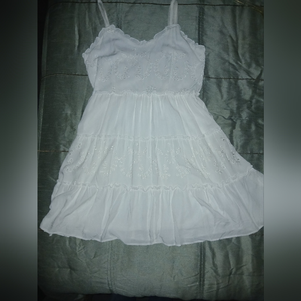 Maurices White Eyelet Tiered Mini Sundress XL - Picture 4 of 7